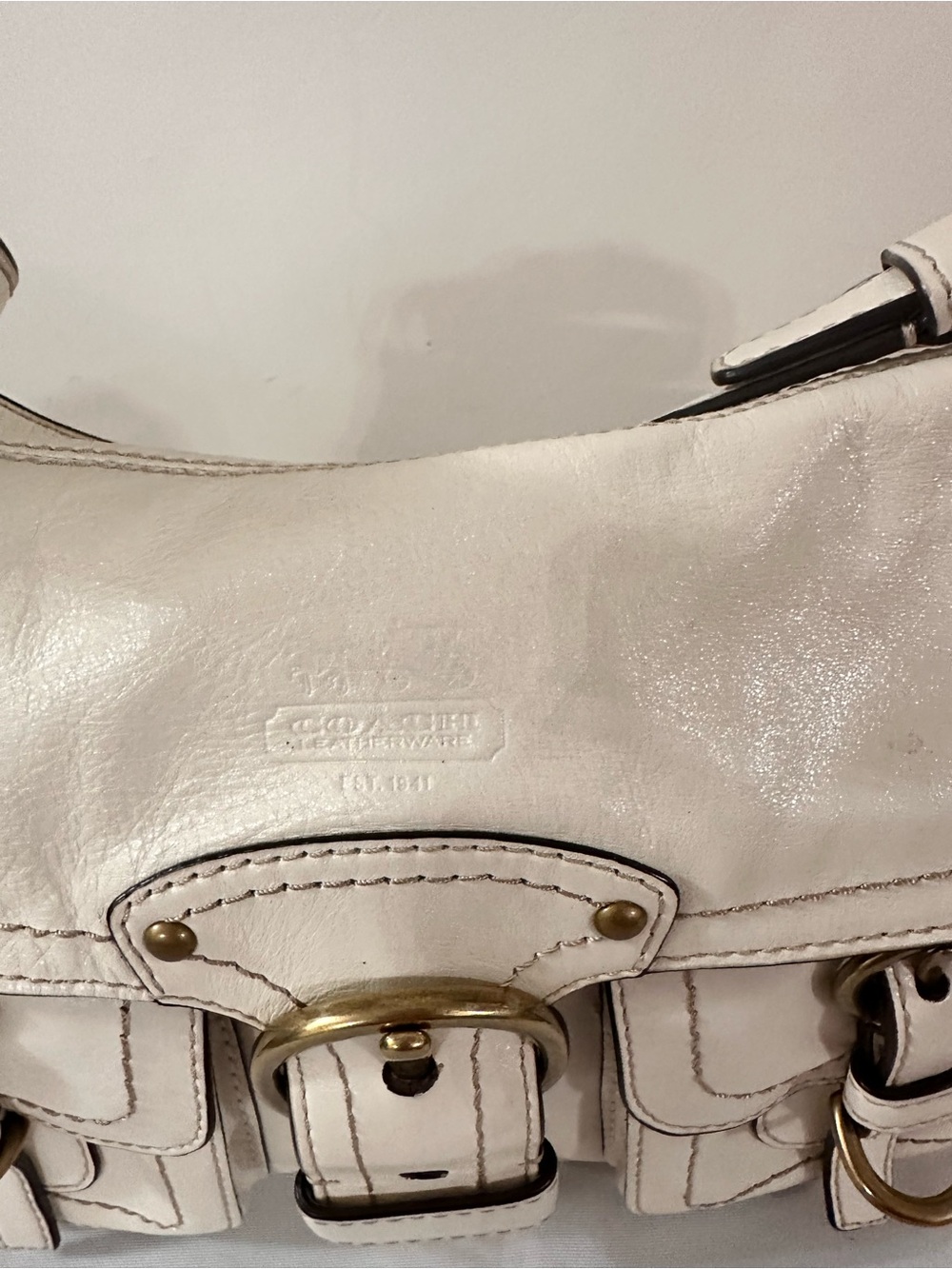 Coach Cream Leather Shoulder Bag with Buckle Pockets - Picture 4 of 9